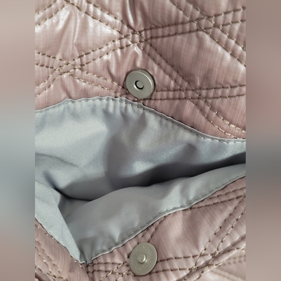 Baggallini Rose Pink Metallic Quilted Crossbody "For Life's Journey" - Picture 14 of 15